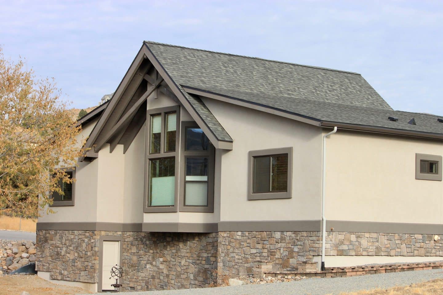 Nevada home with shingle Mills Roofing roof